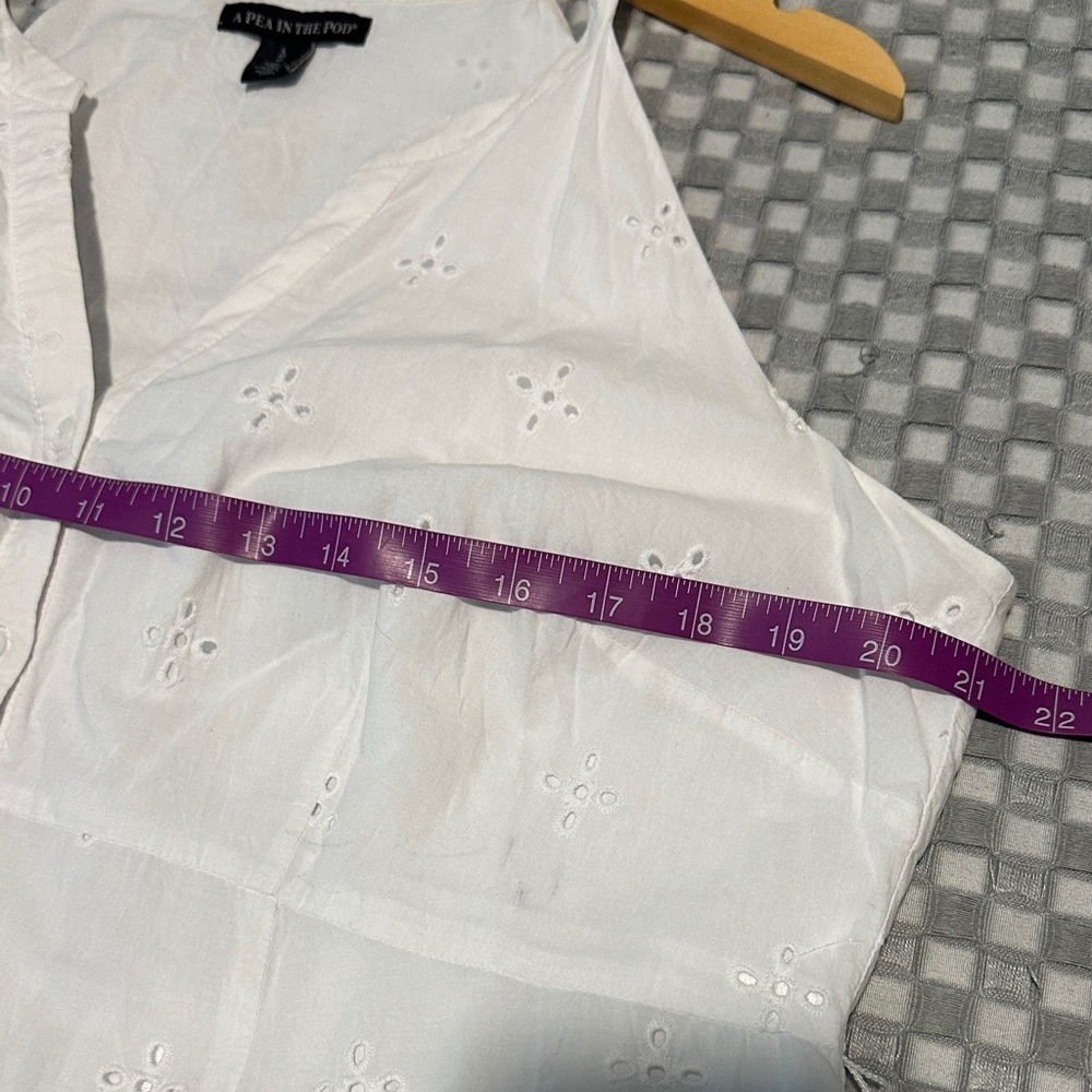 A Pea in the Pod White Eyelet Maxi Dress - Picture 8 of 10
